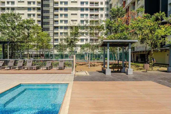 Ferienwohnung Suasana Residensi Damai Petaling Jaya Exterior foto